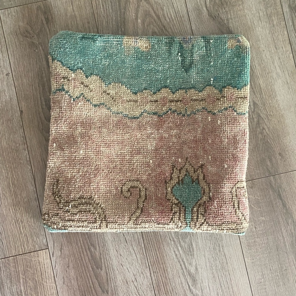 Kilim pillow cover 16” x 16” cushion cover recycled Turkish rug